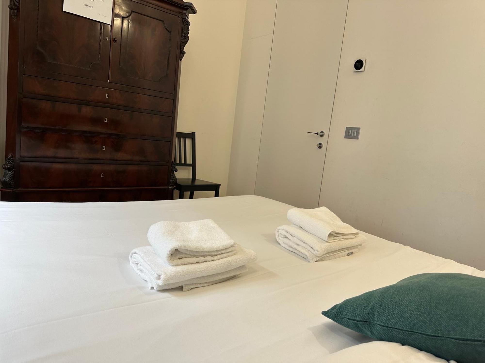 Hl Apartment - Sant'Ambrogio, Duomo 米兰 外观 照片