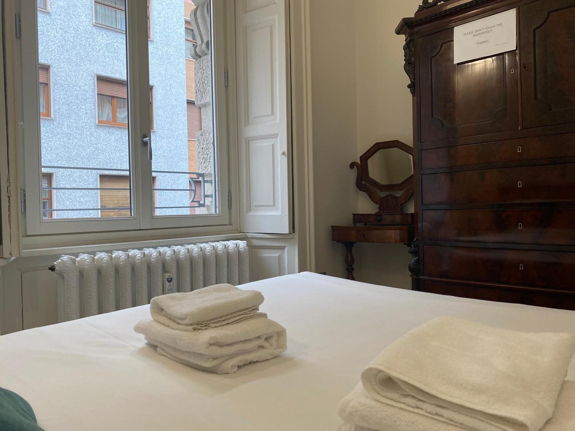 Hl Apartment - Sant'Ambrogio, Duomo 米兰 外观 照片
